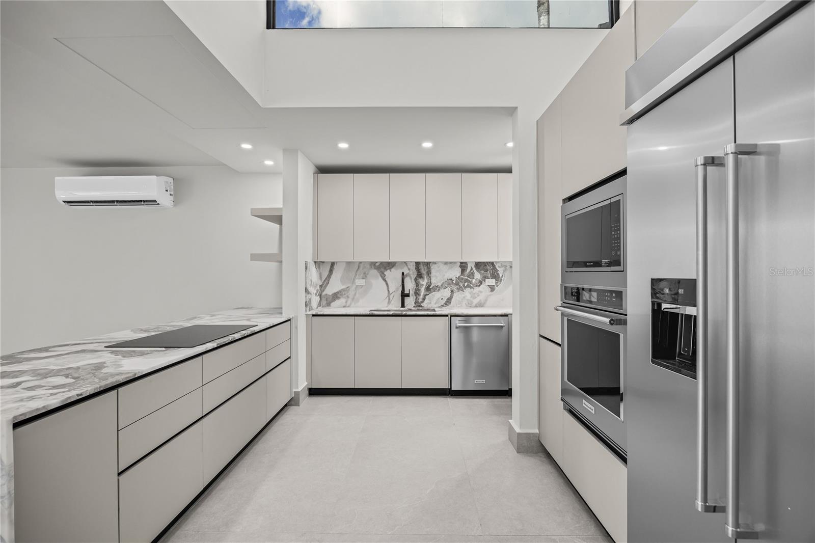 LA VILLA DE TORRIMAR - Residential