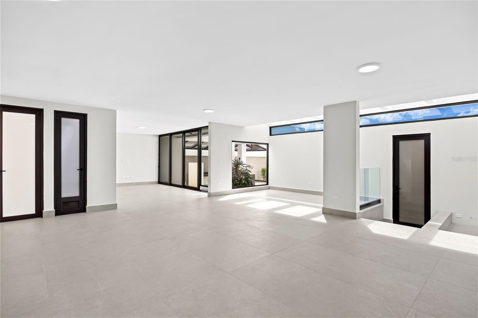 LA VILLA DE TORRIMAR - Residential