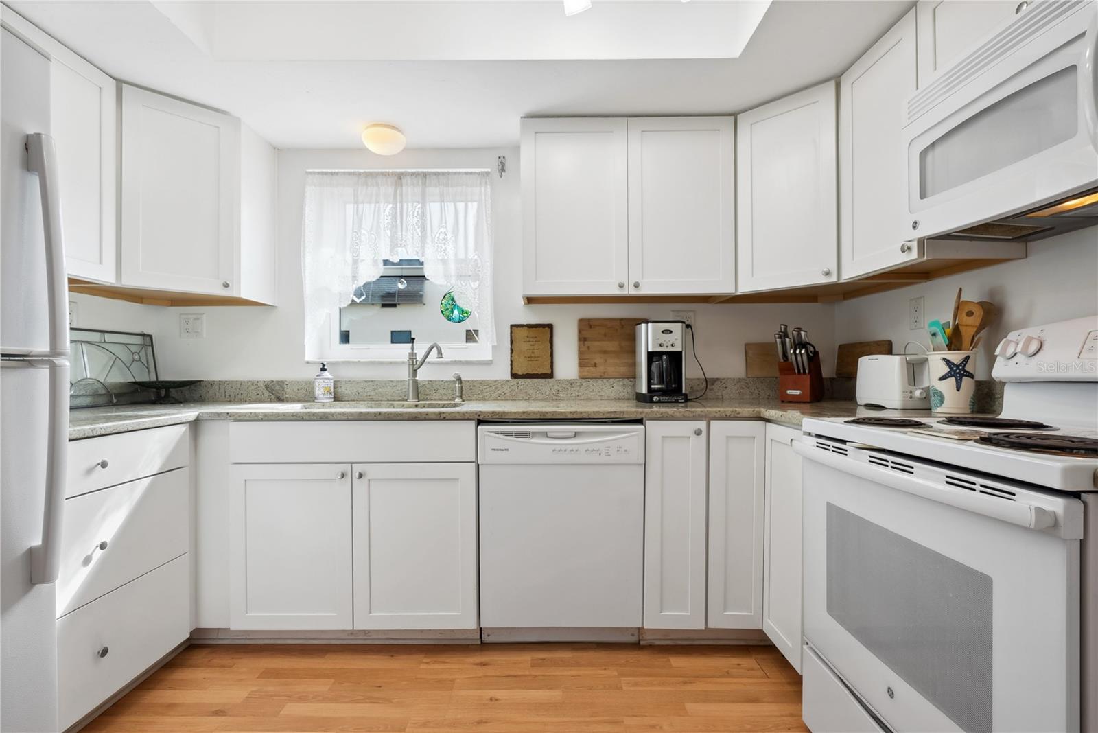 LONGBOAT BEACH HOUSE - Residential