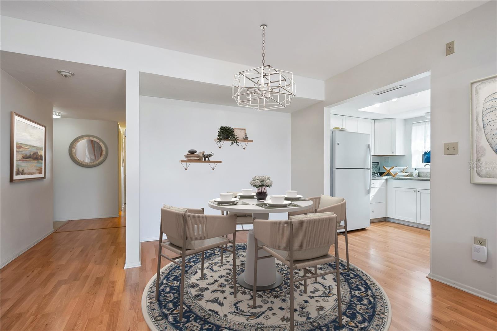 LONGBOAT BEACH HOUSE - Residential