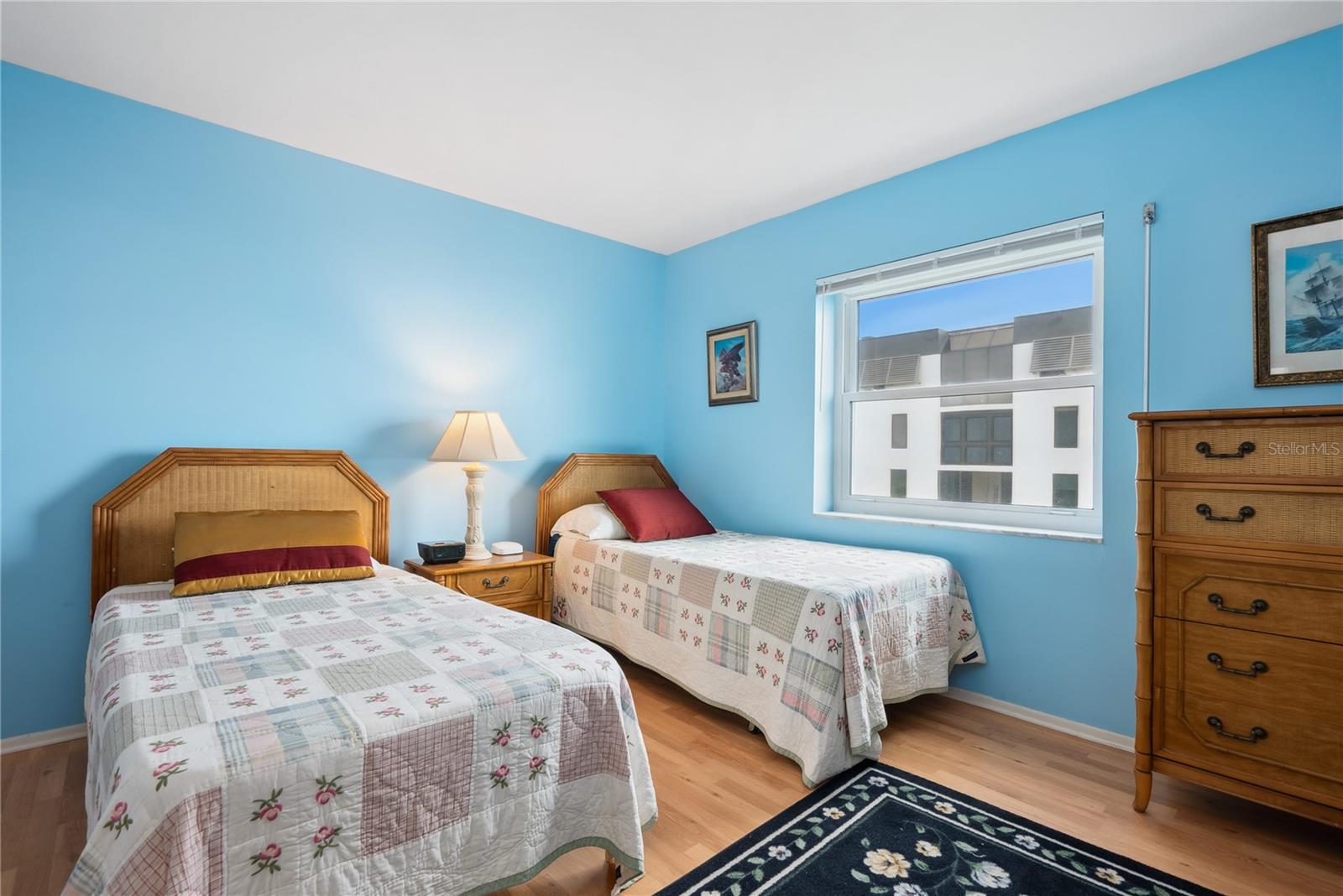 LONGBOAT BEACH HOUSE - Residential