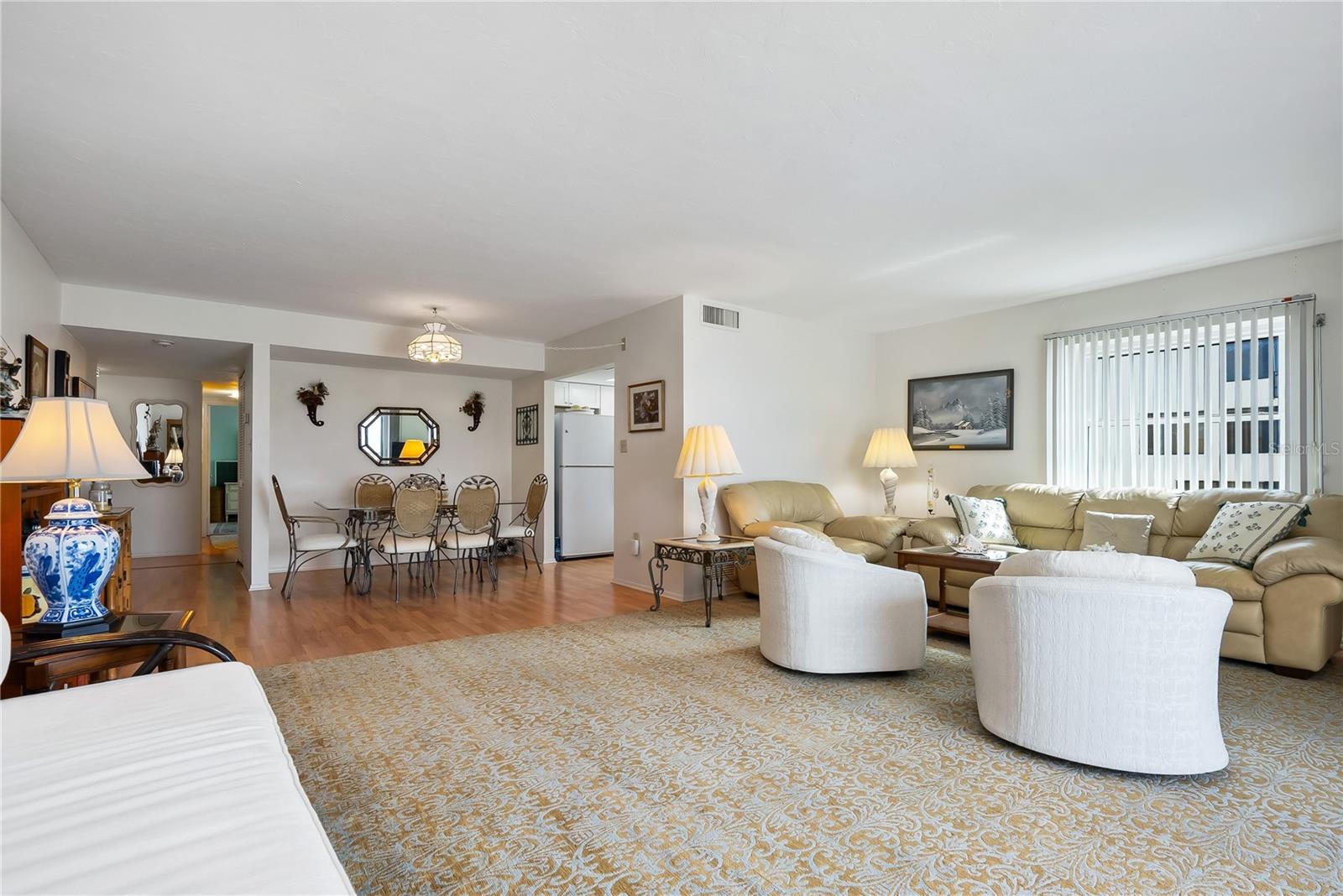 LONGBOAT BEACH HOUSE - Residential