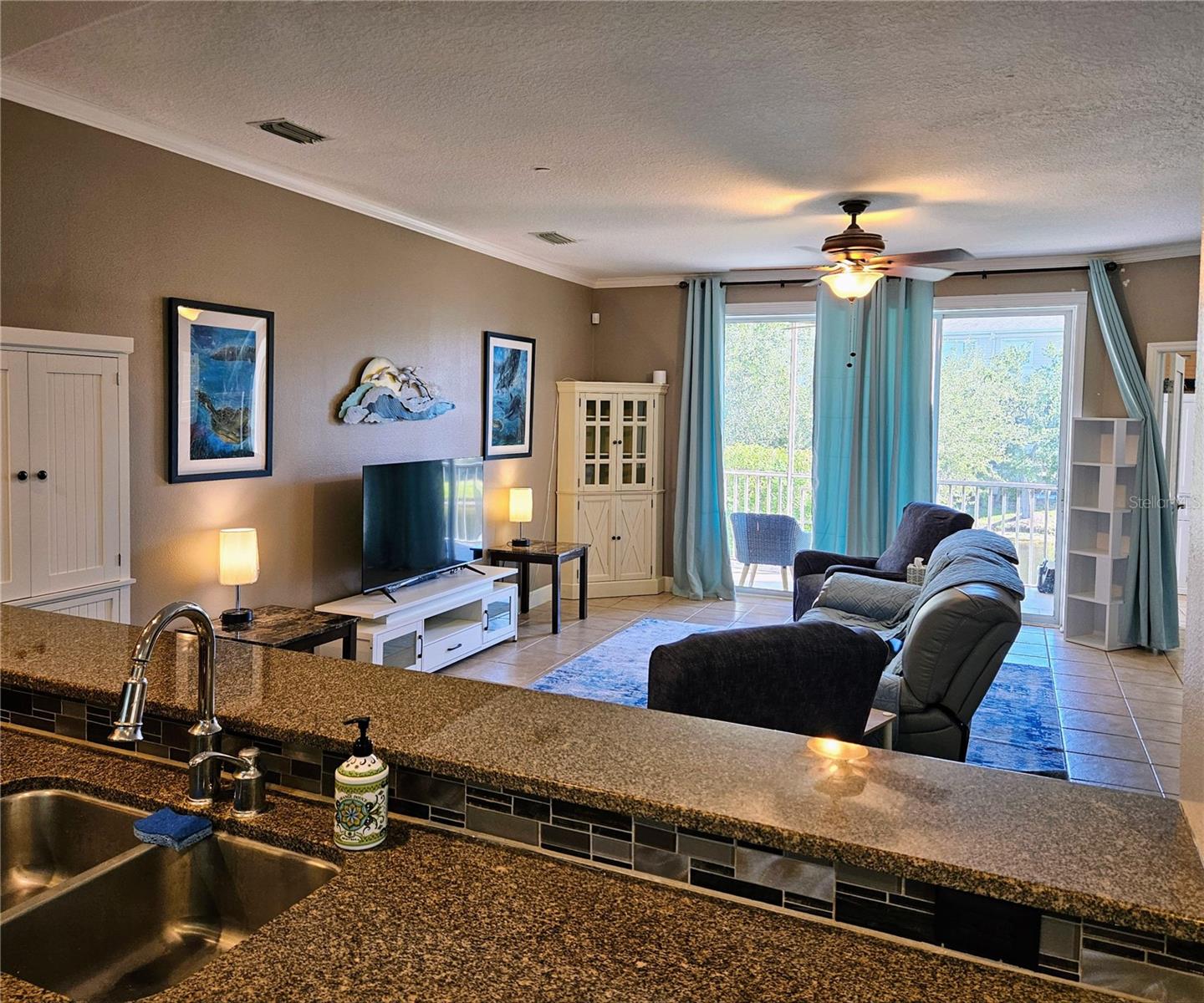 SEMINOLE ISLE TWNHMS - Residential