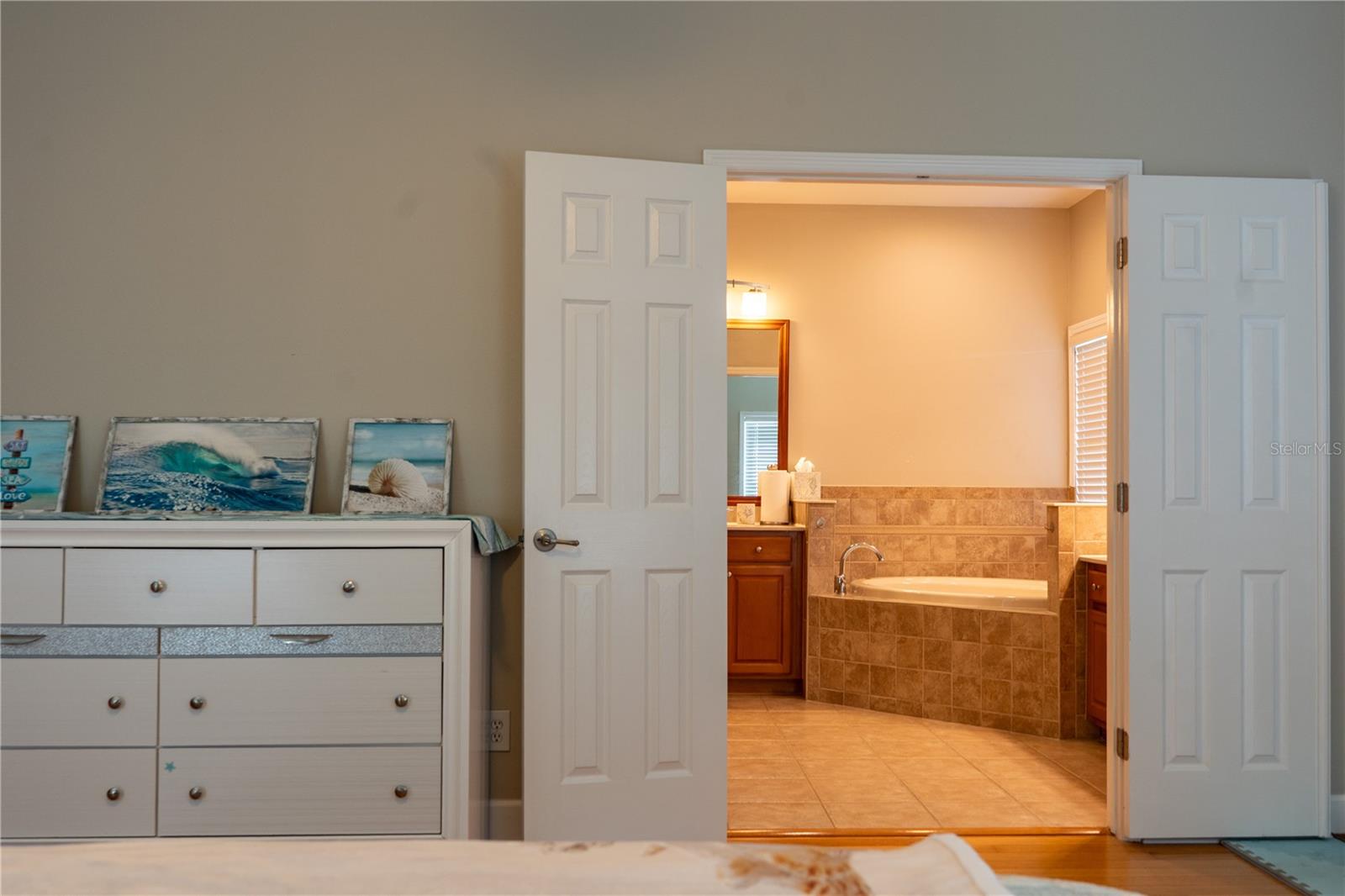 SEMINOLE ISLE TWNHMS - Residential