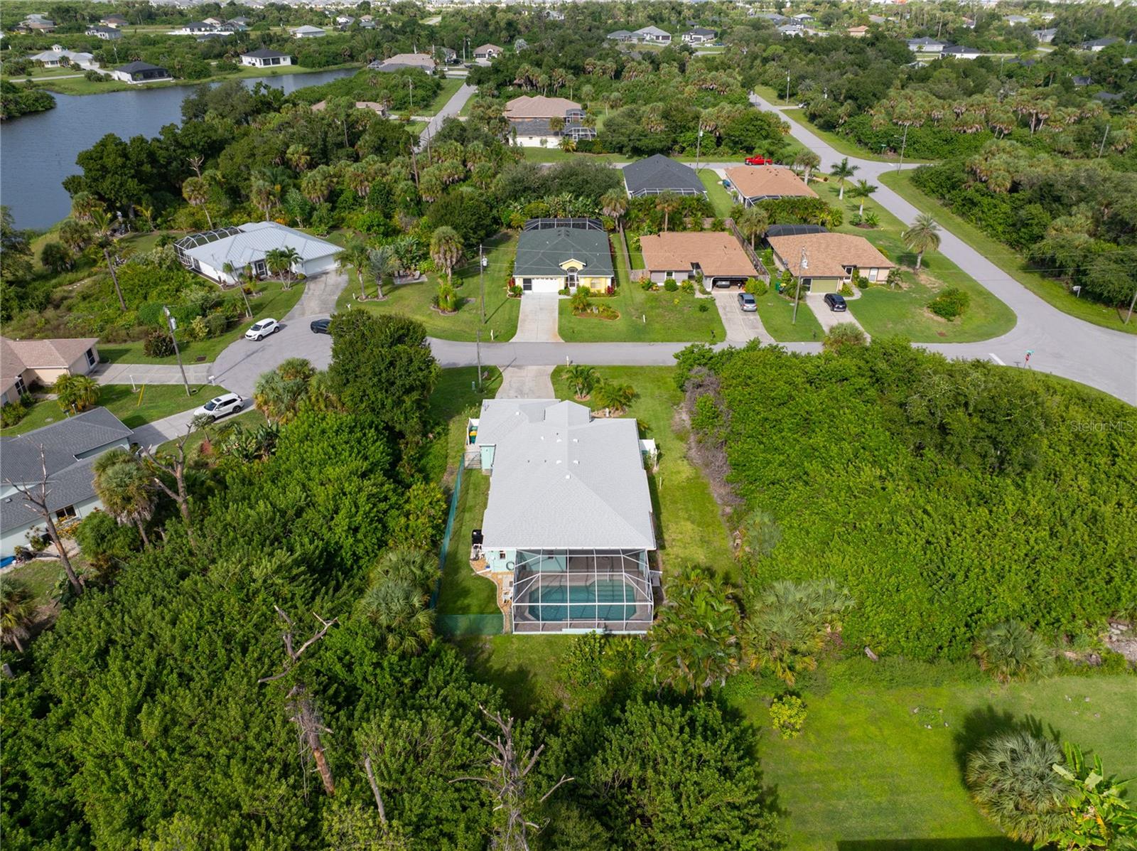 107 BYRON COURT, ROTONDA WEST, FL, 33947 2 107 BYRON COURT