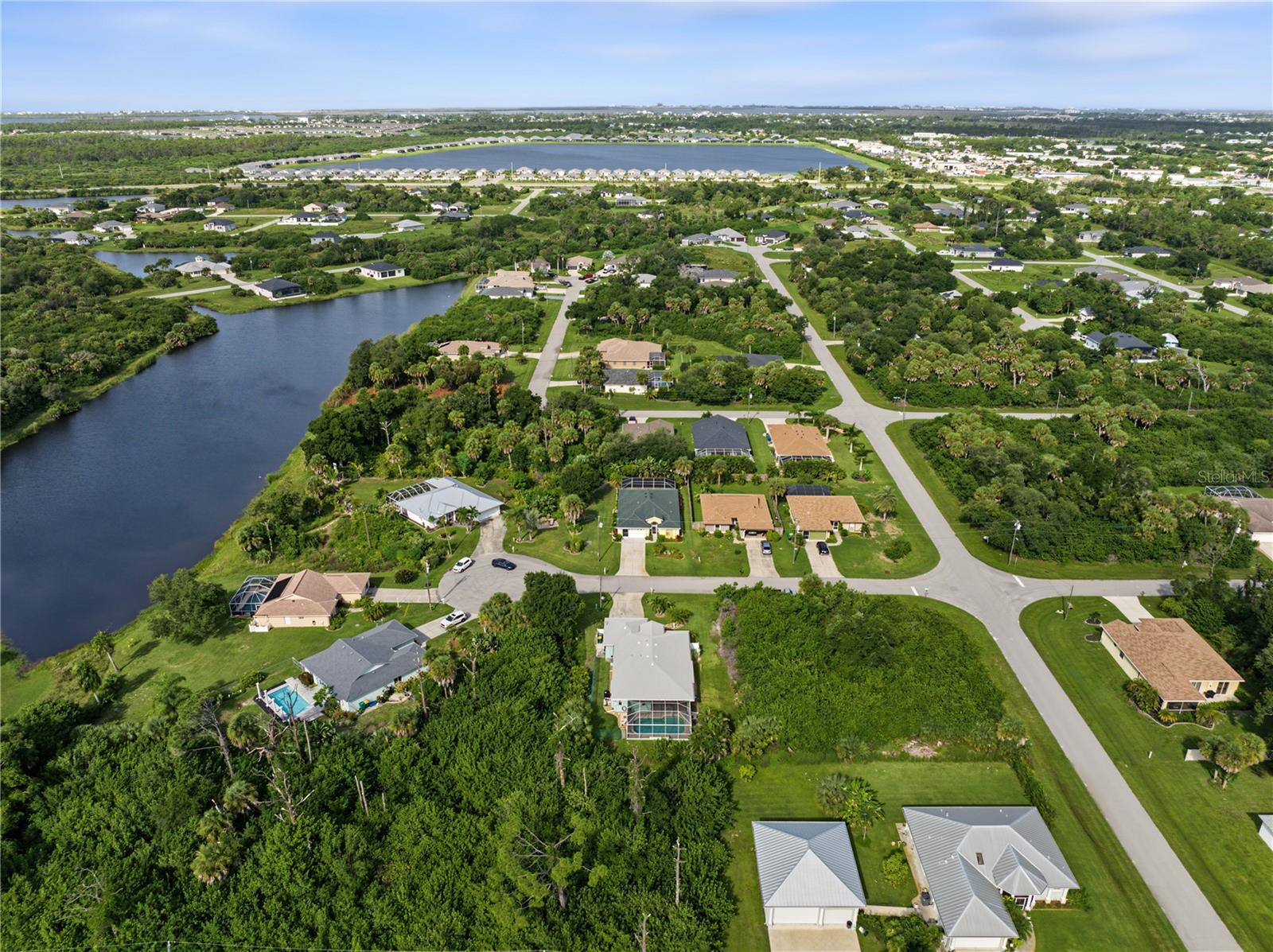 107 BYRON COURT, ROTONDA WEST, FL, 33947 4 107 BYRON COURT