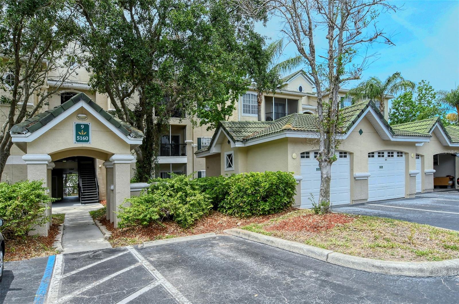 5160 NORTHRIDGE ROAD 107