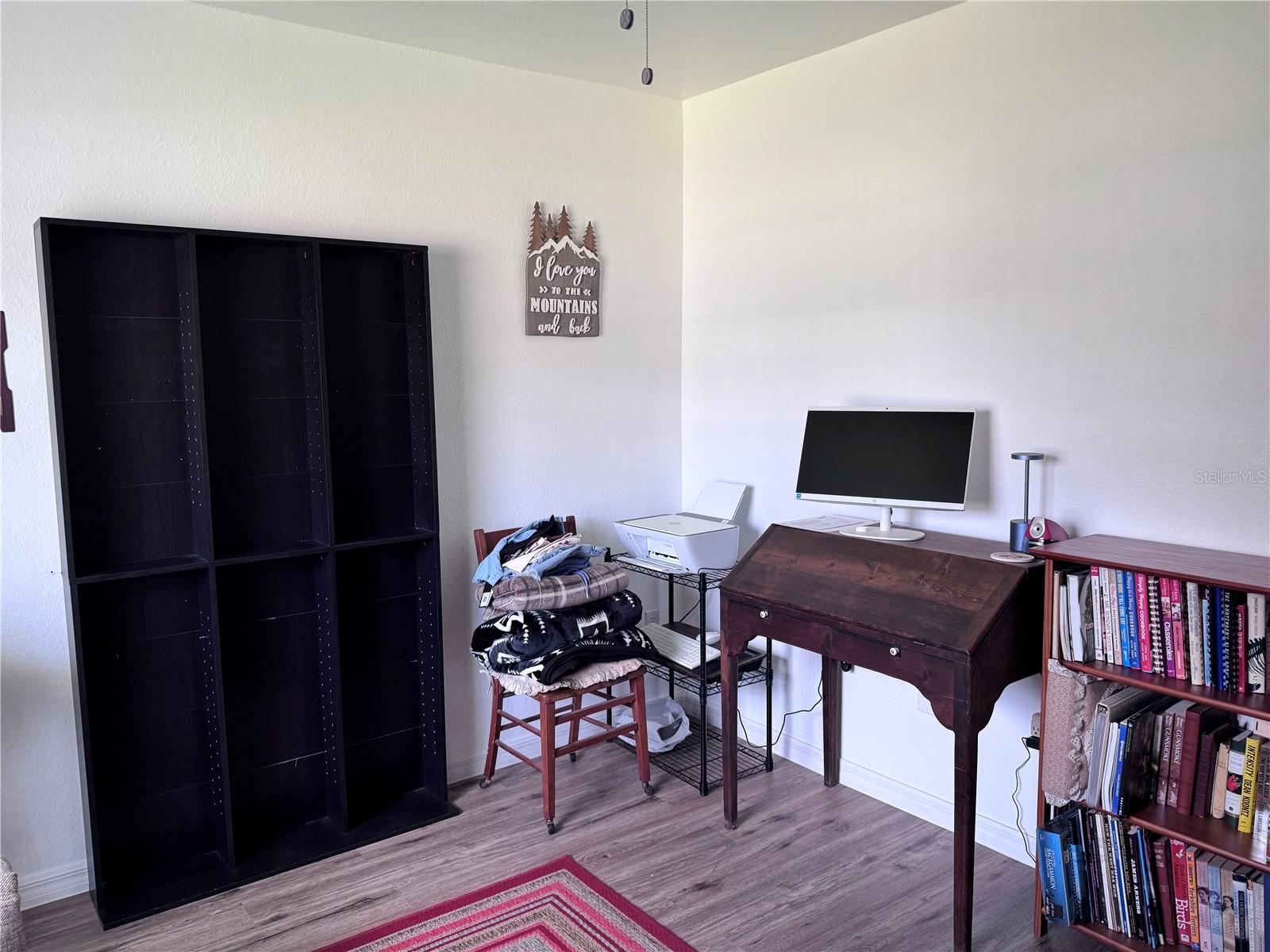 AVON PARK LAKES - Residential