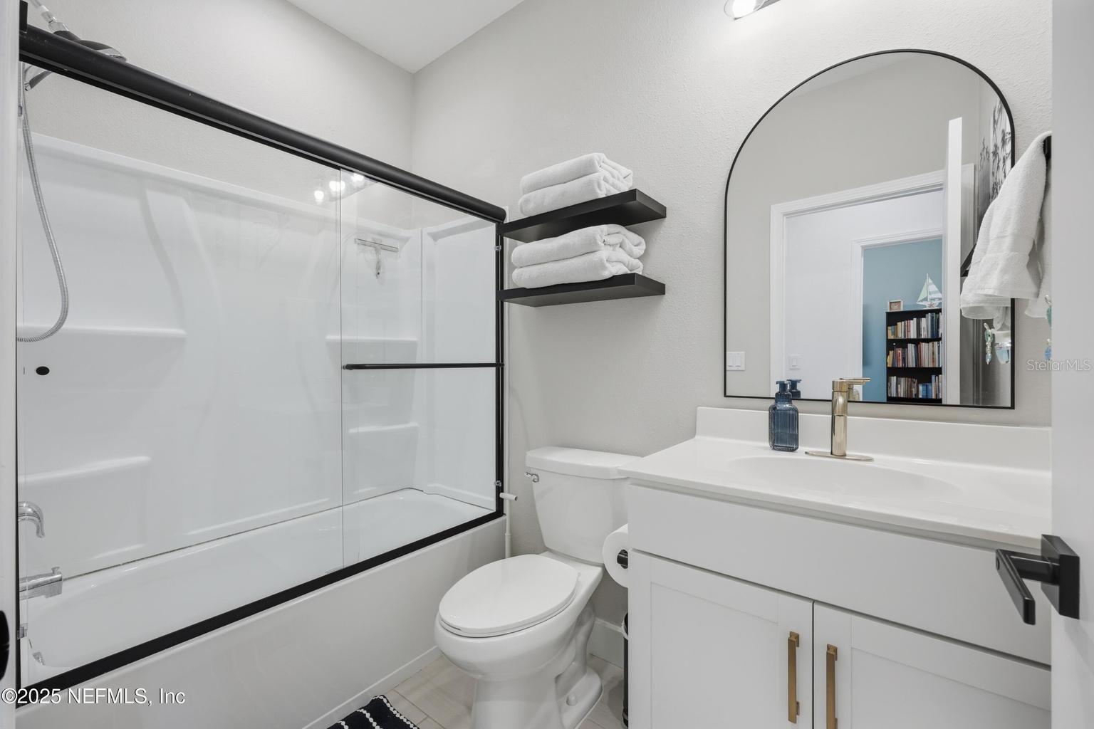 SILVER LNDG - Residential
