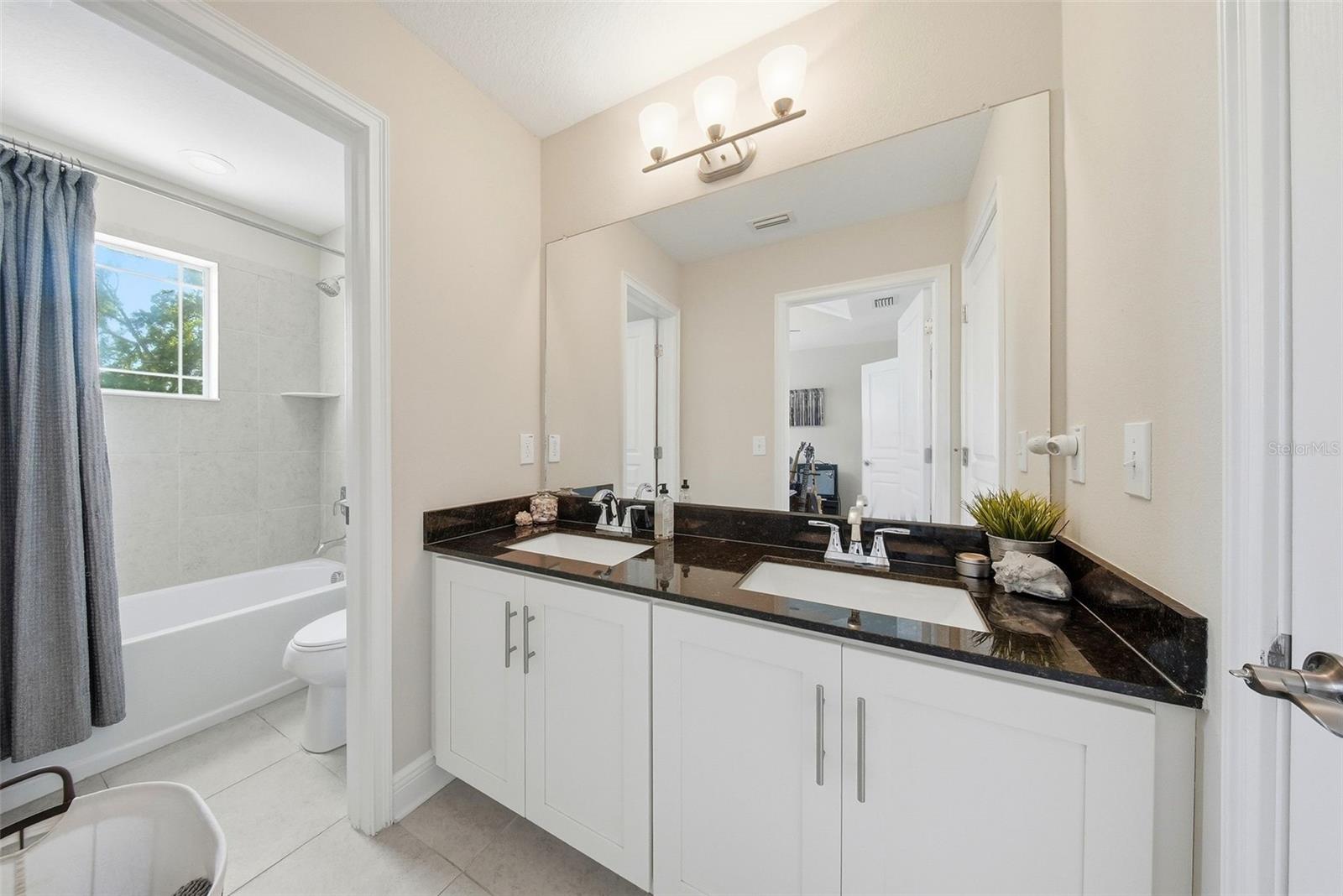 MAC FARLANE PARK - Residential