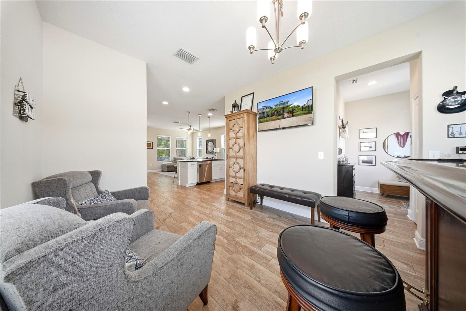 MAC FARLANE PARK - Residential