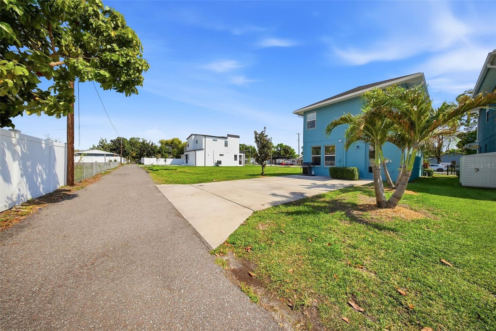 MAC FARLANE PARK - Residential