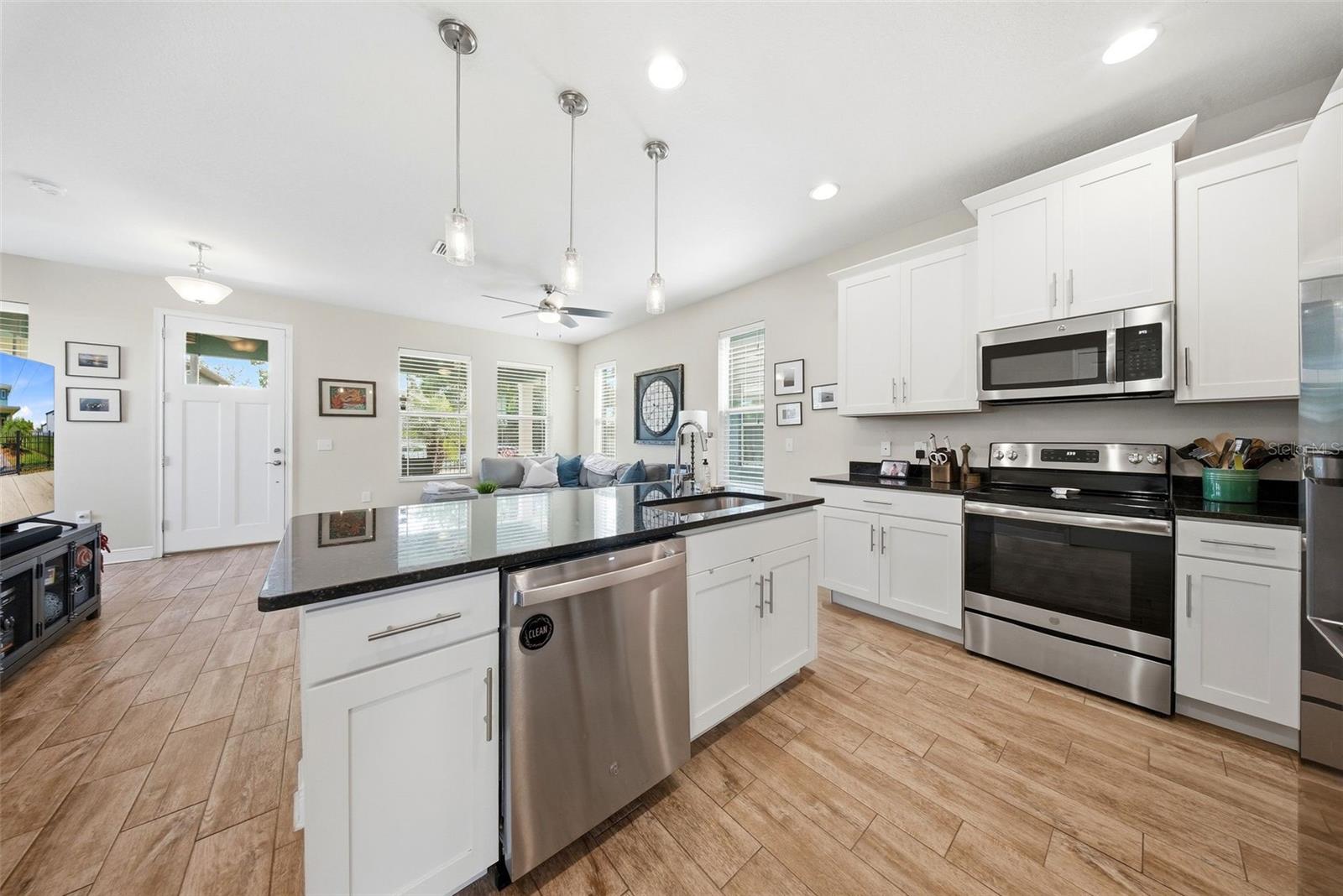 MAC FARLANE PARK - Residential