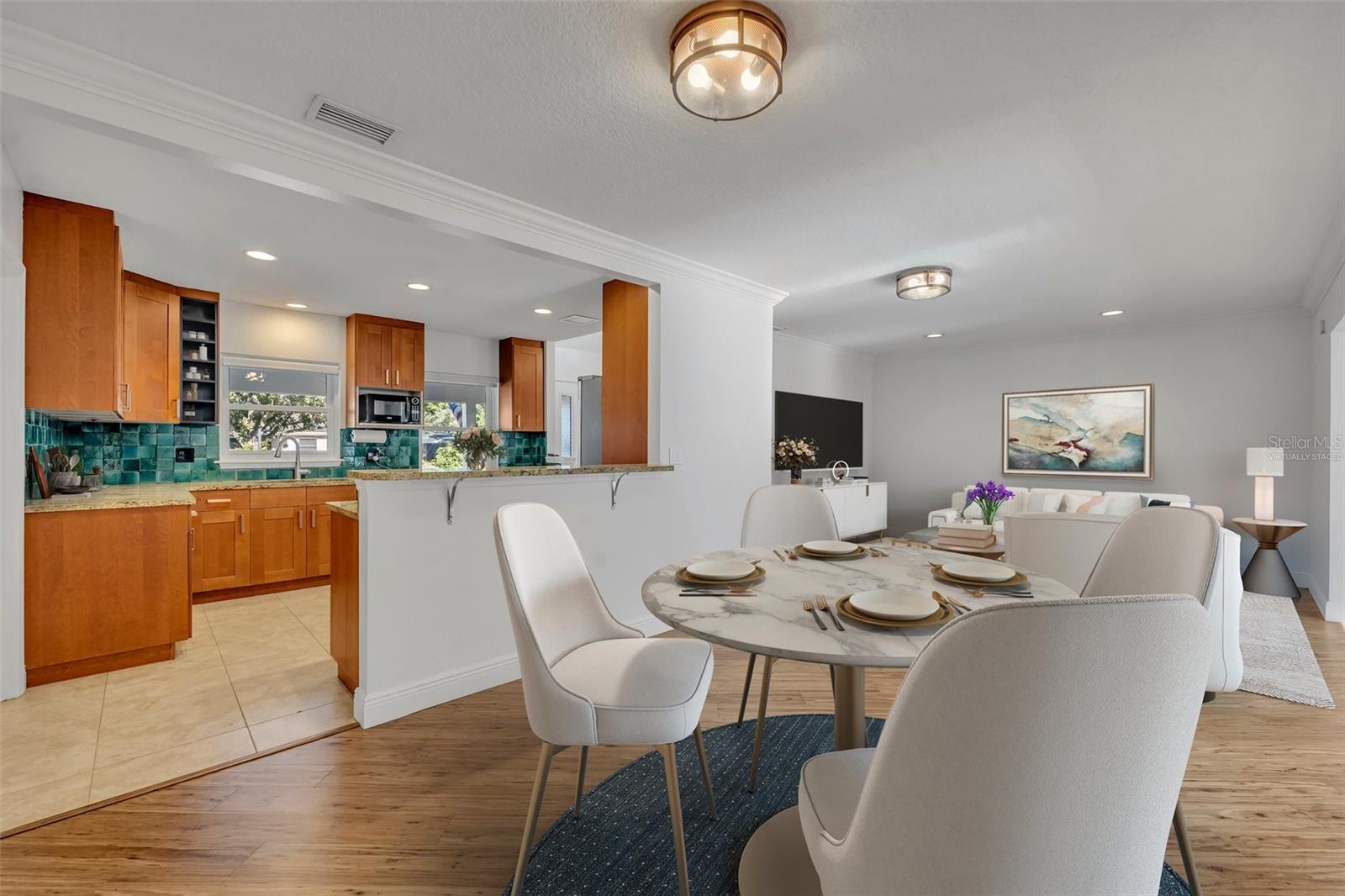 1231 GLASTONBERRY ROAD