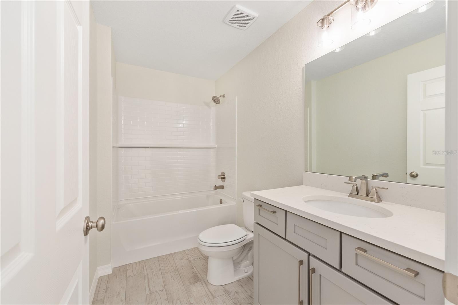 SILVER SPGS SHORES UN 12 - Residential