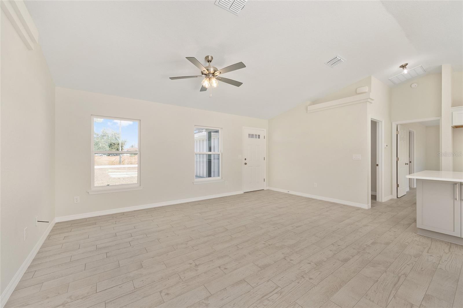 SILVER SPGS SHORES UN 12 - Residential