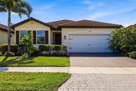 12031 LOVEGRASS STREET VENICE FL 34293