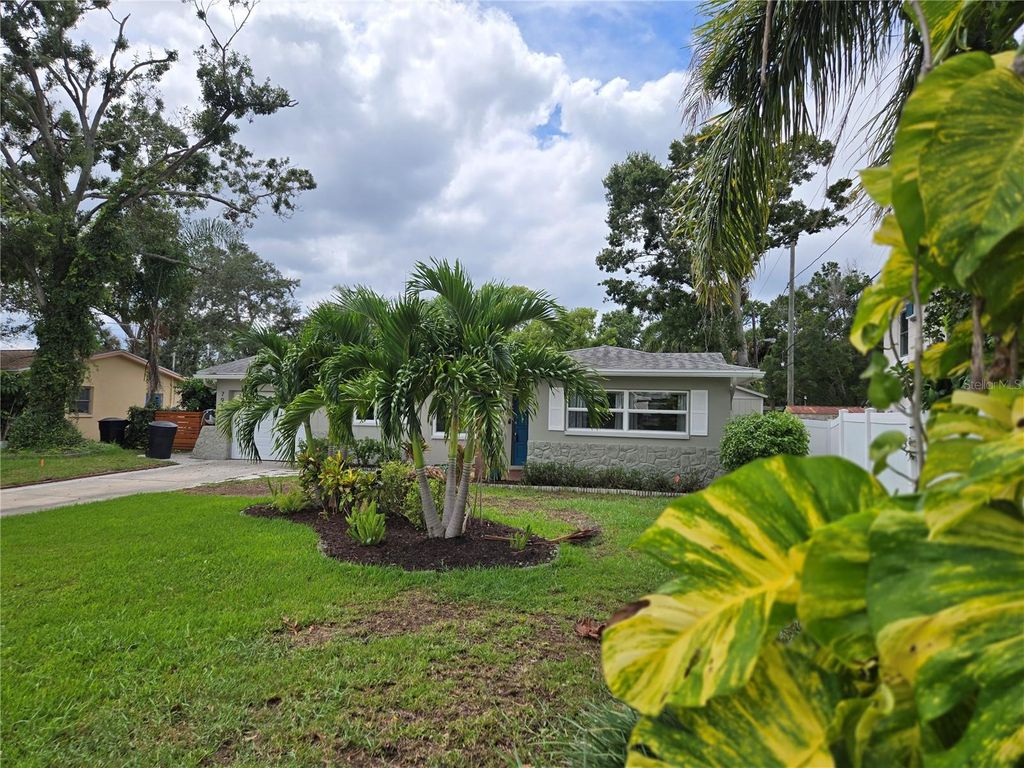 Photo of 7962 2nd Way N, St Petersburg, FL 33702 (MLS # TB8424660)