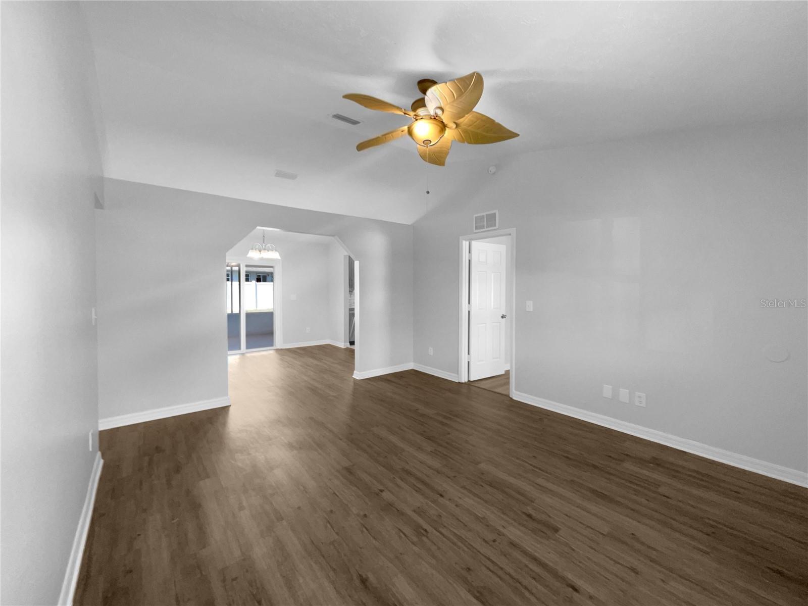 SILVER SPGS SHORES UN 23 - Residential