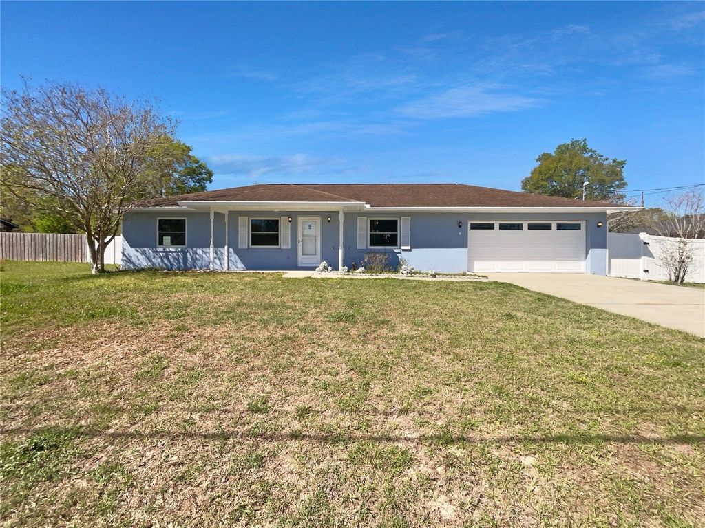Photo of 6 Almond Trace, Ocala, FL 34472 (MLS # O6390129)