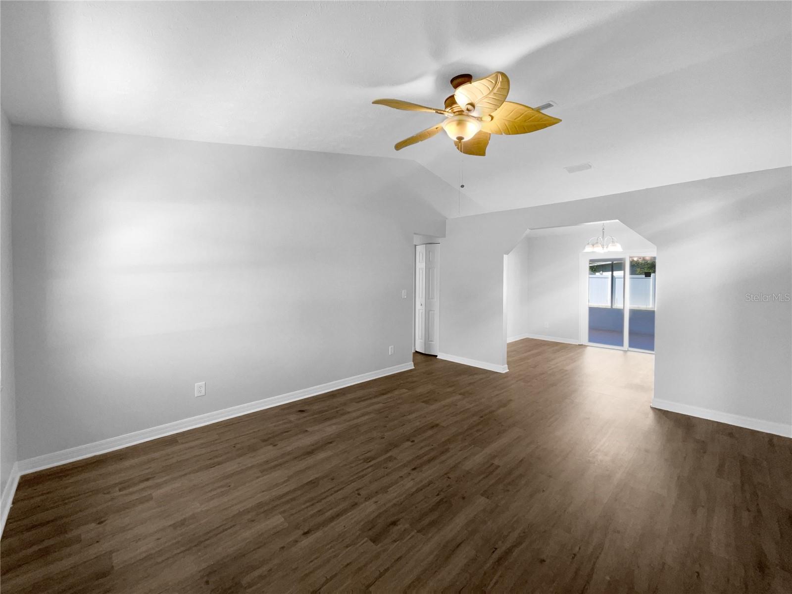 SILVER SPGS SHORES UN 23 - Residential