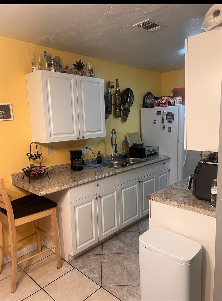 7006 SW 17TH PLACE