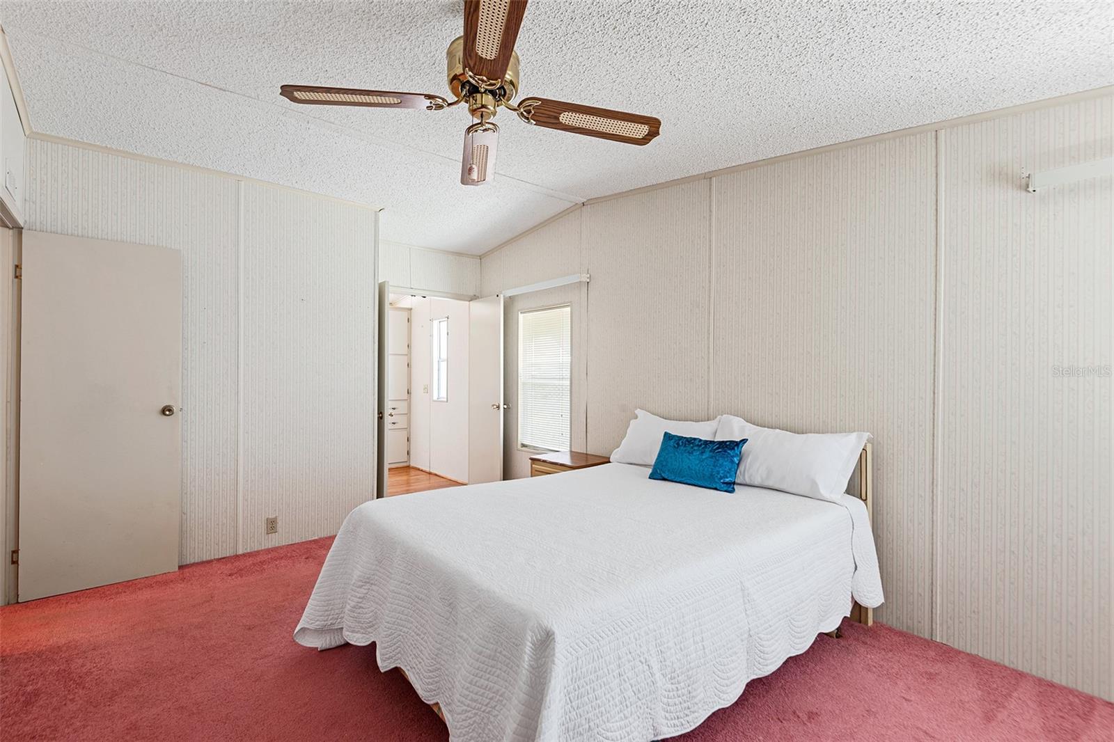 GARDEN GROVE OAKS - Residential