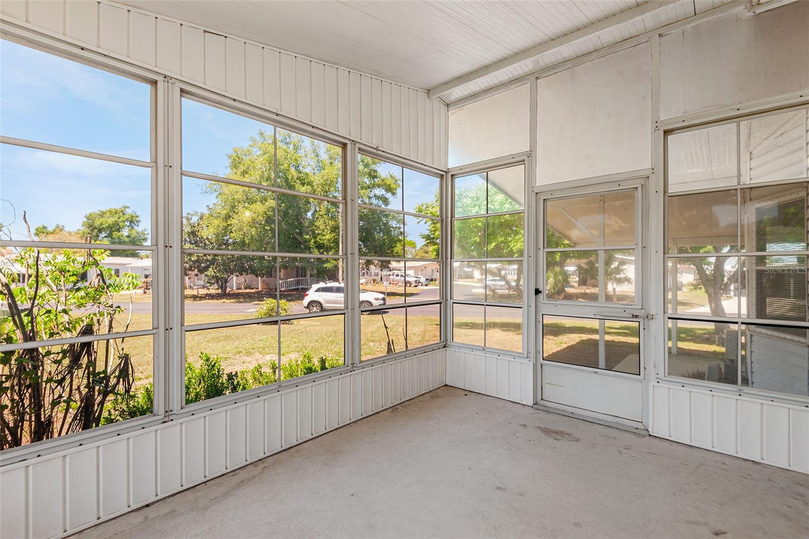 GARDEN GROVE OAKS - Residential