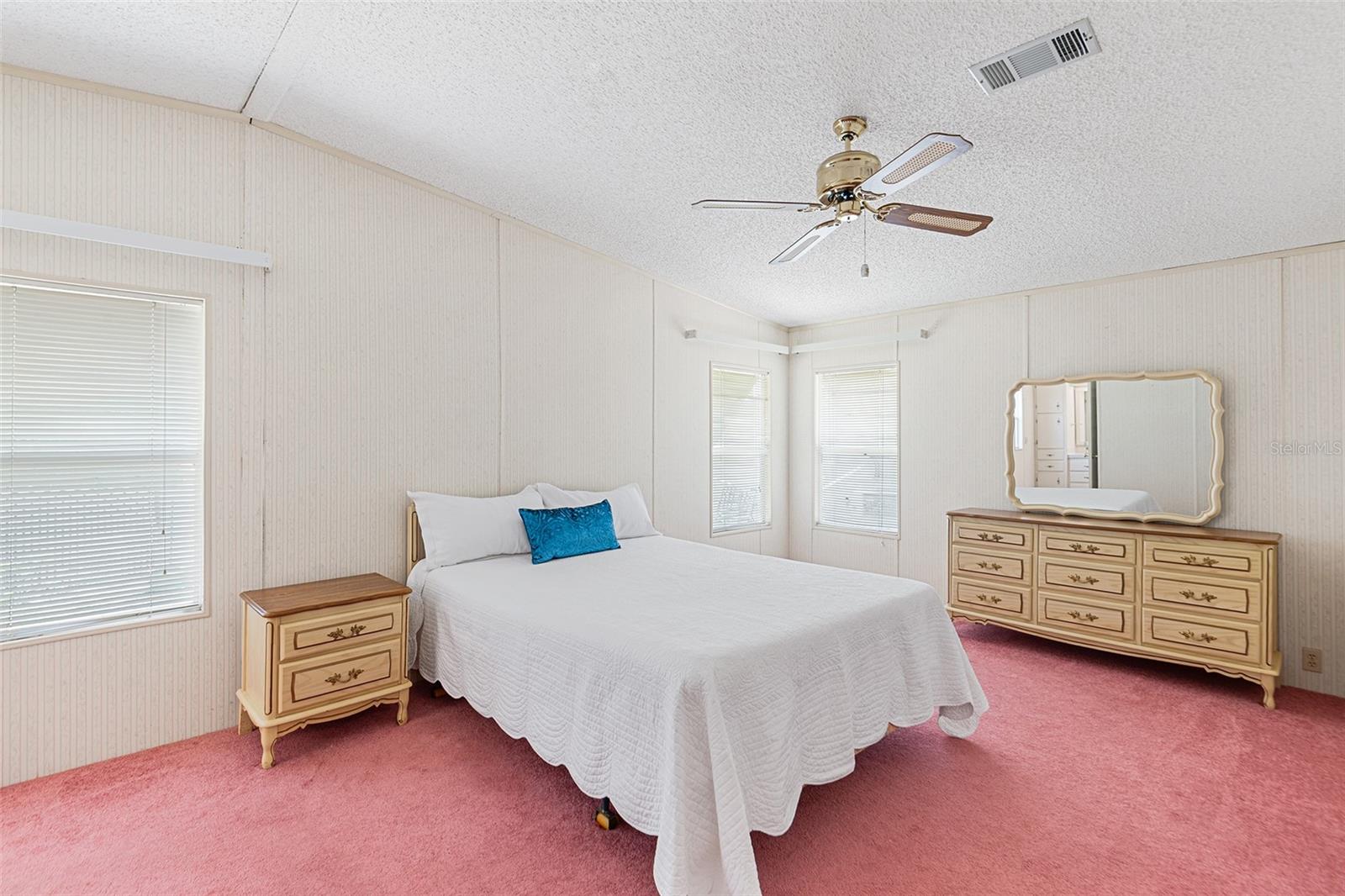 GARDEN GROVE OAKS - Residential