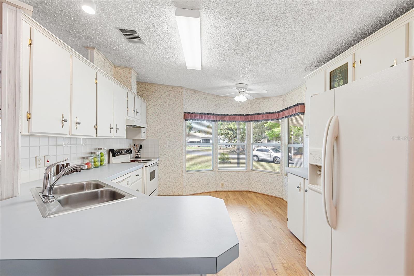 GARDEN GROVE OAKS - Residential