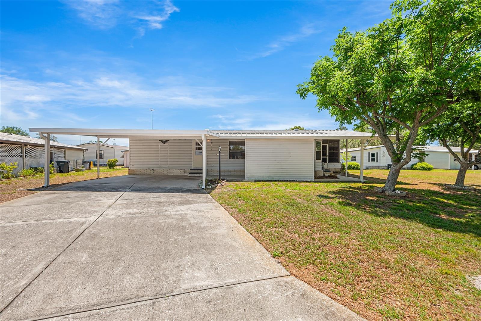 6002 GRAND OAKS DRIVE SE