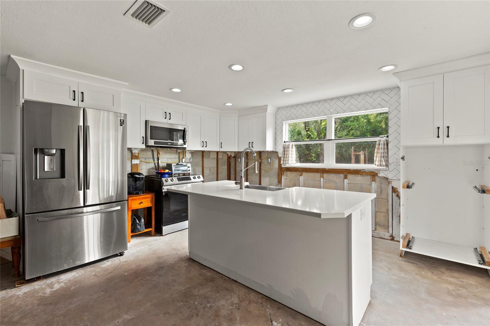 OLDSMAR FARM 4 - Residential