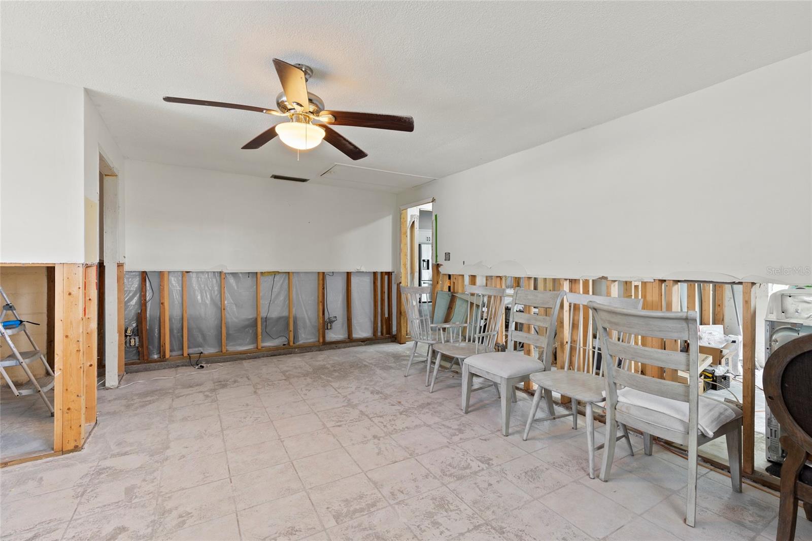 OLDSMAR FARM 4 - Residential