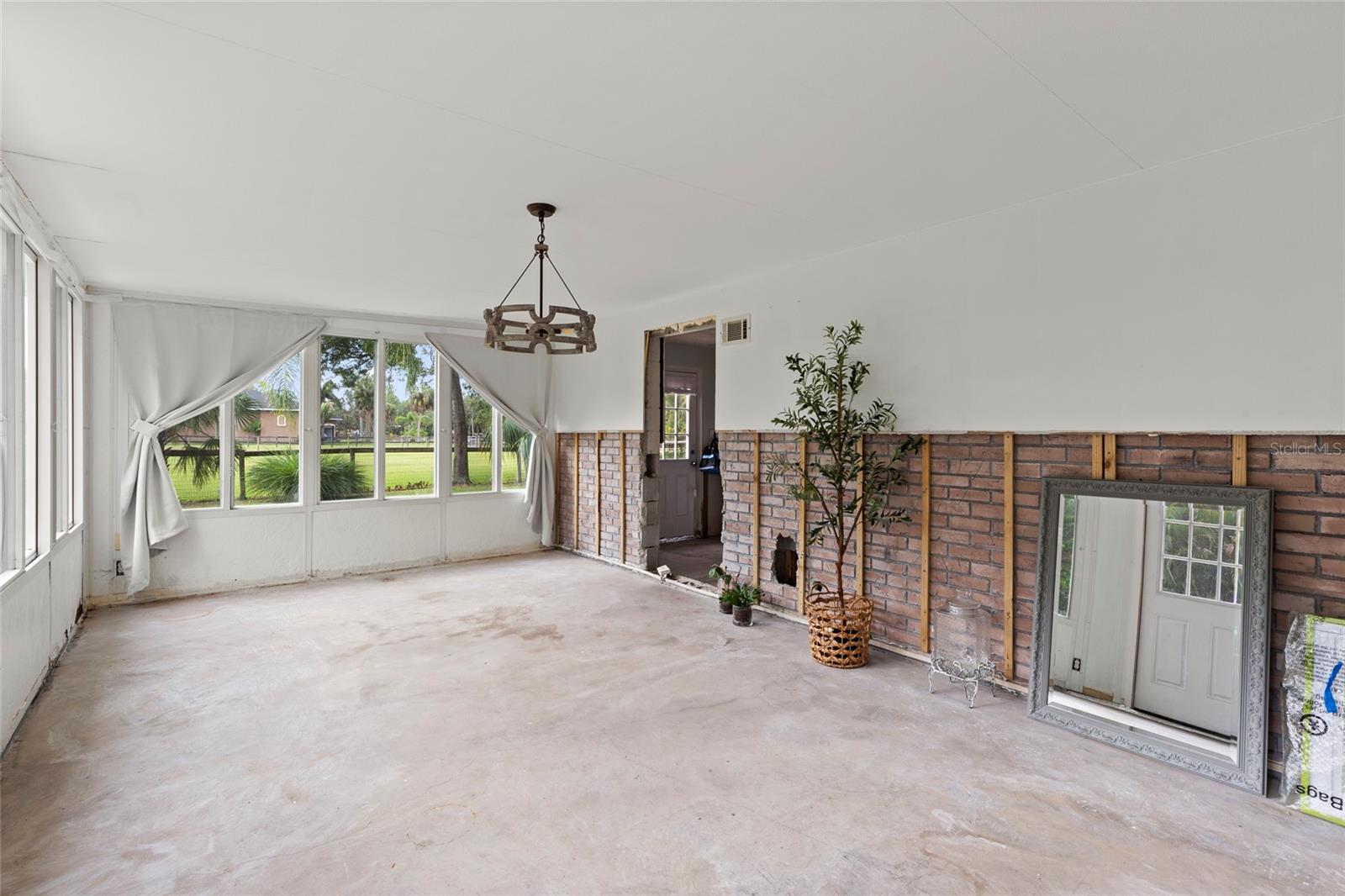 OLDSMAR FARM 4 - Residential