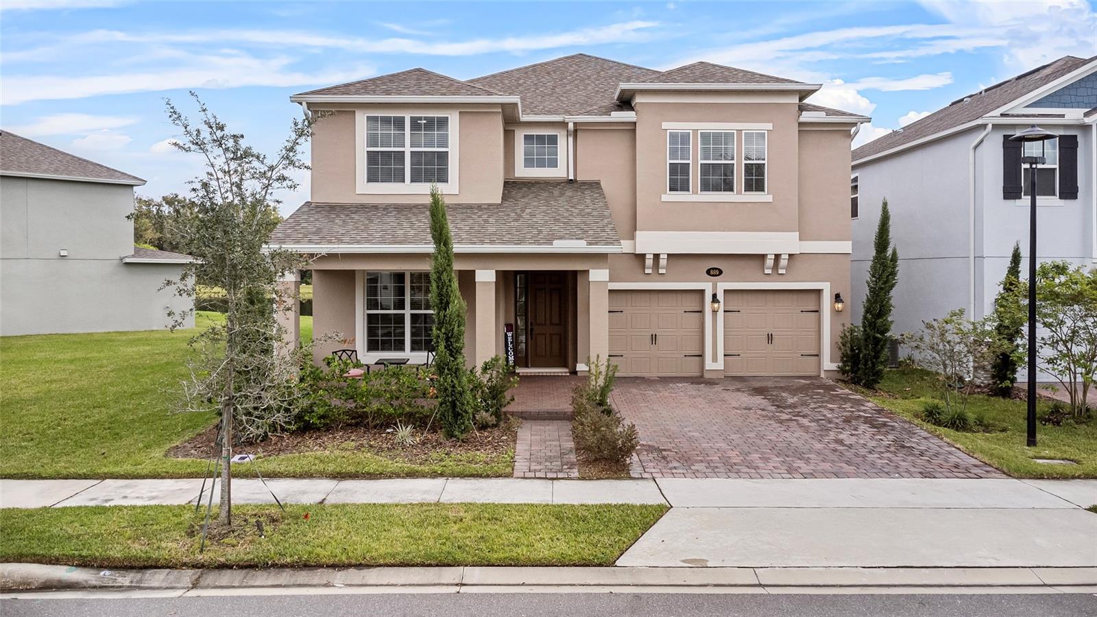 Available for LEASE or PURCHASE! Welcome to 889 Terrapin Drive, a beautifully appointed Newport Model located in the highly desirable Rivington community of DeBary. Whether you're looking to buy or lease, this stunning 5-bedroom, 3-bathroom home built in 2022 offers 3,600 square feet of stylish and functional living space to fit your lifestyle needs. Step inside to find a versatile flex room—perfect for a formal dining area, home office, or creative space. The heart of the home is the gourmet kitchen, featuring granite countertops, 42-inch cabinets, built-in oven and microwave, range hood, and abundant natural light. The open-concept layout seamlessly connects the kitchen to the spacious living and dining areas, ideal for entertaining or everyday comfort. Downstairs includes a private bedroom and full bath, perfect for guests or multigenerational living. Upstairs, enjoy a large loft space that can function as a second living room, playroom, or home gym. The expansive primary suite features oversized windows, private balcony access, a spa-like bathroom with a garden tub, walk-in shower, and a massive walk-in closet. Three additional bedrooms upstairs provide space and privacy for the entire household. Outdoor living is just as impressive, with a covered patio and a serene upstairs balcony for relaxing mornings or fun-filled evenings. With the builder’s structural warranty in place through 2035, you can move in with peace of mind. Enjoy the best of Rivington, including resort-style amenities like a pool, indoor/outdoor pavilion, playground, walking trails, and beautifully maintained green spaces. Offered at $670,000 or available for lease—schedule your private showing today!