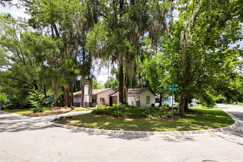 Photo of 2116 SW 73rd Street, Gainesville, FL 32607 (MLS # GC526897)