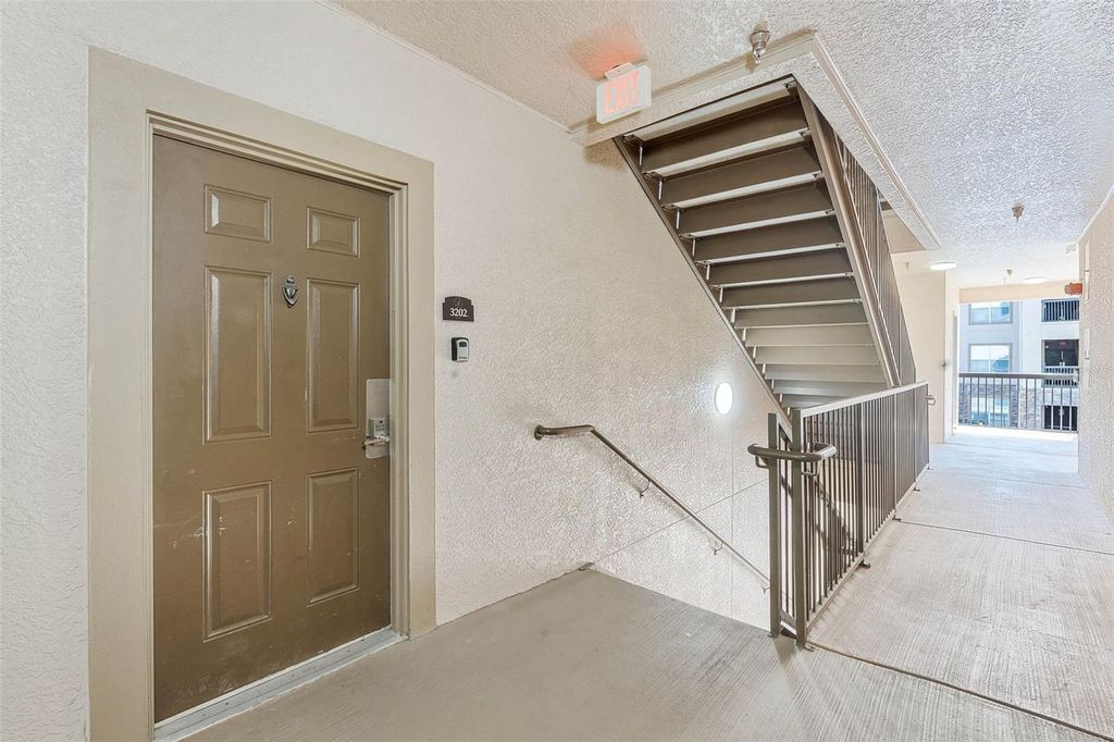 Photo of 1371 Tuscan Terrace #3202, Davenport, FL 33896 (MLS # S5124635)
