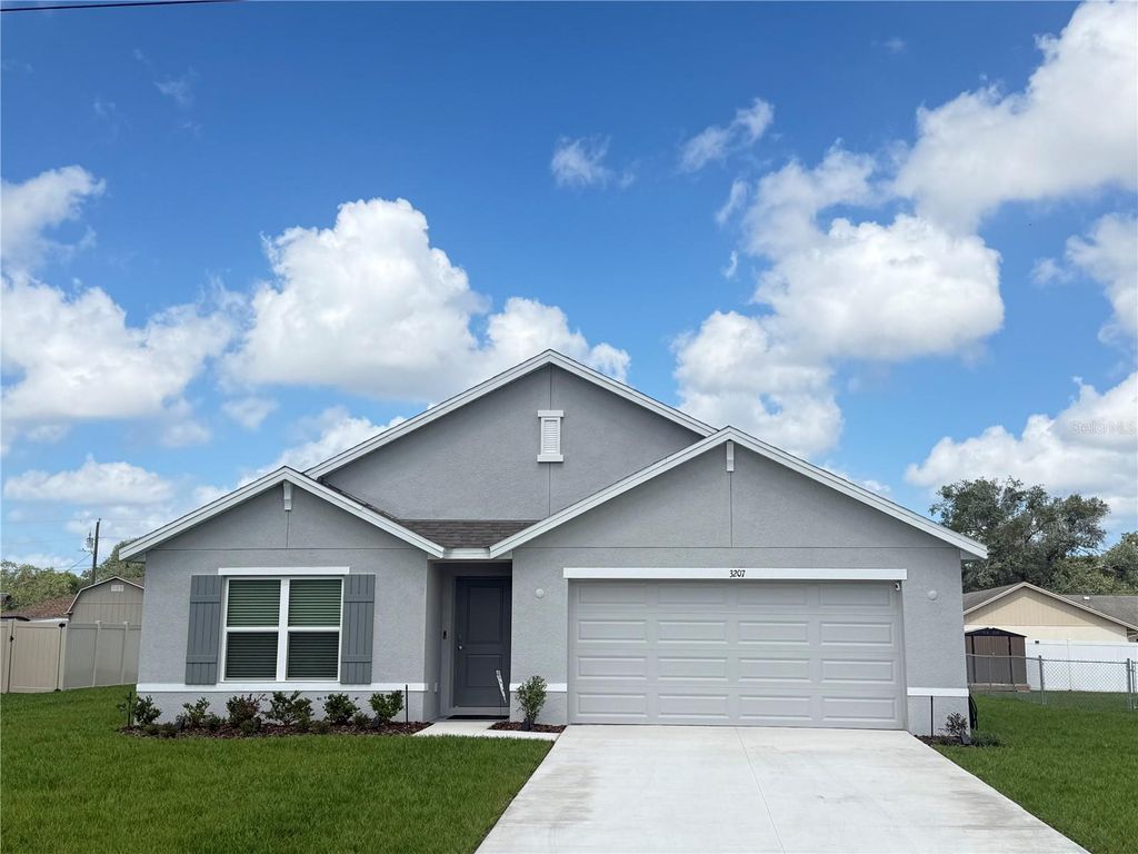 Photo of 3207 Dothan Avenue, Spring Hill, FL 34609 (MLS # J1001146)