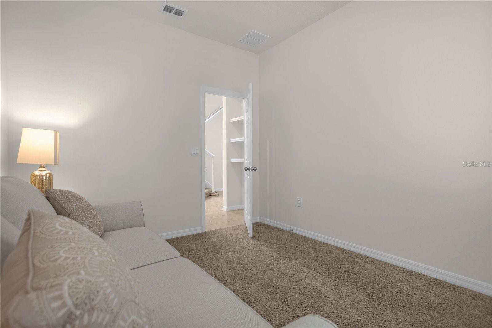 TAPESTRY-PH 5 - Residential Lease