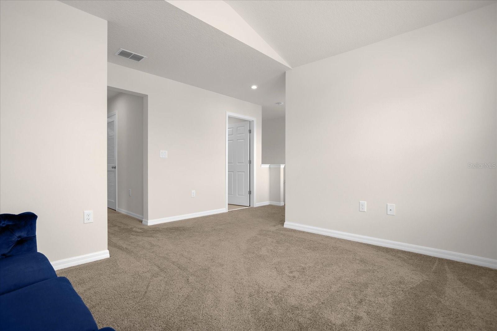 TAPESTRY-PH 5 - Residential Lease