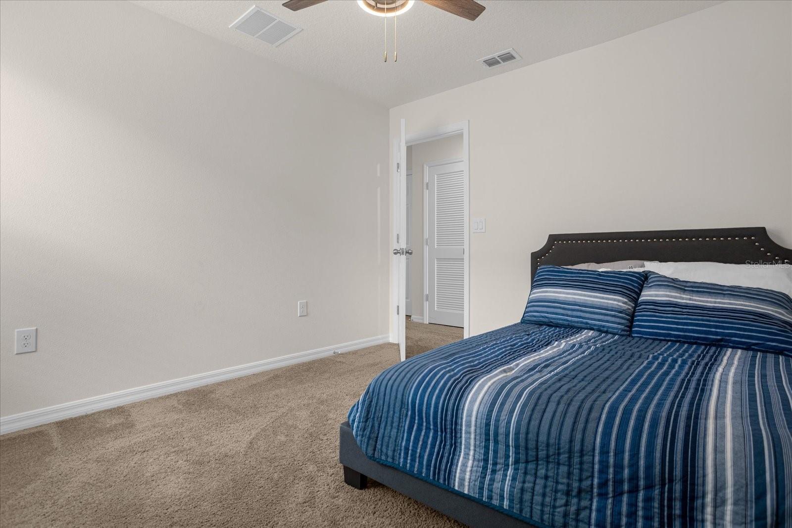 TAPESTRY-PH 5 - Residential Lease