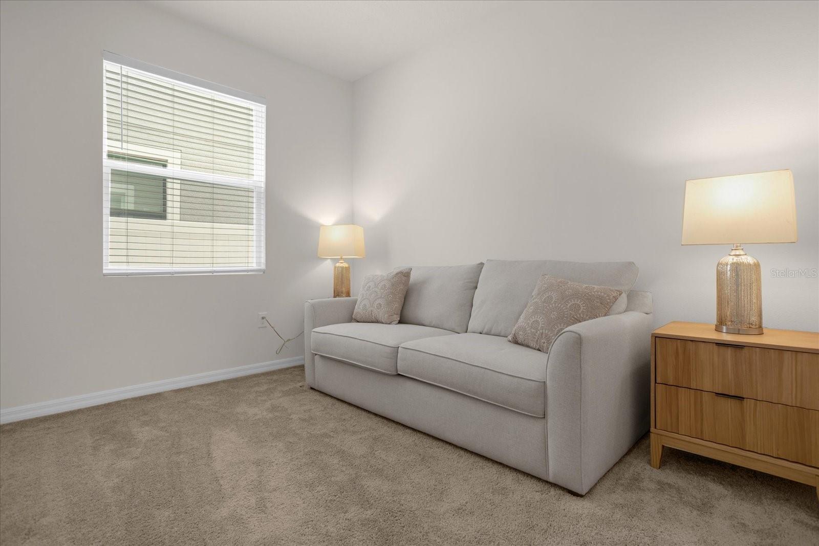 TAPESTRY-PH 5 - Residential Lease