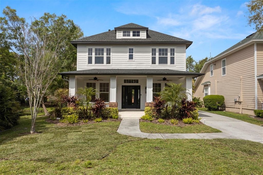 Photo of 10455 Green Links Drive, Tampa, FL 33626 (MLS # TB8423512)