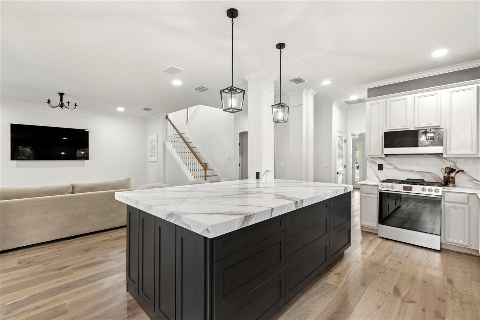 WESTCHASE SEC 322 - Residential