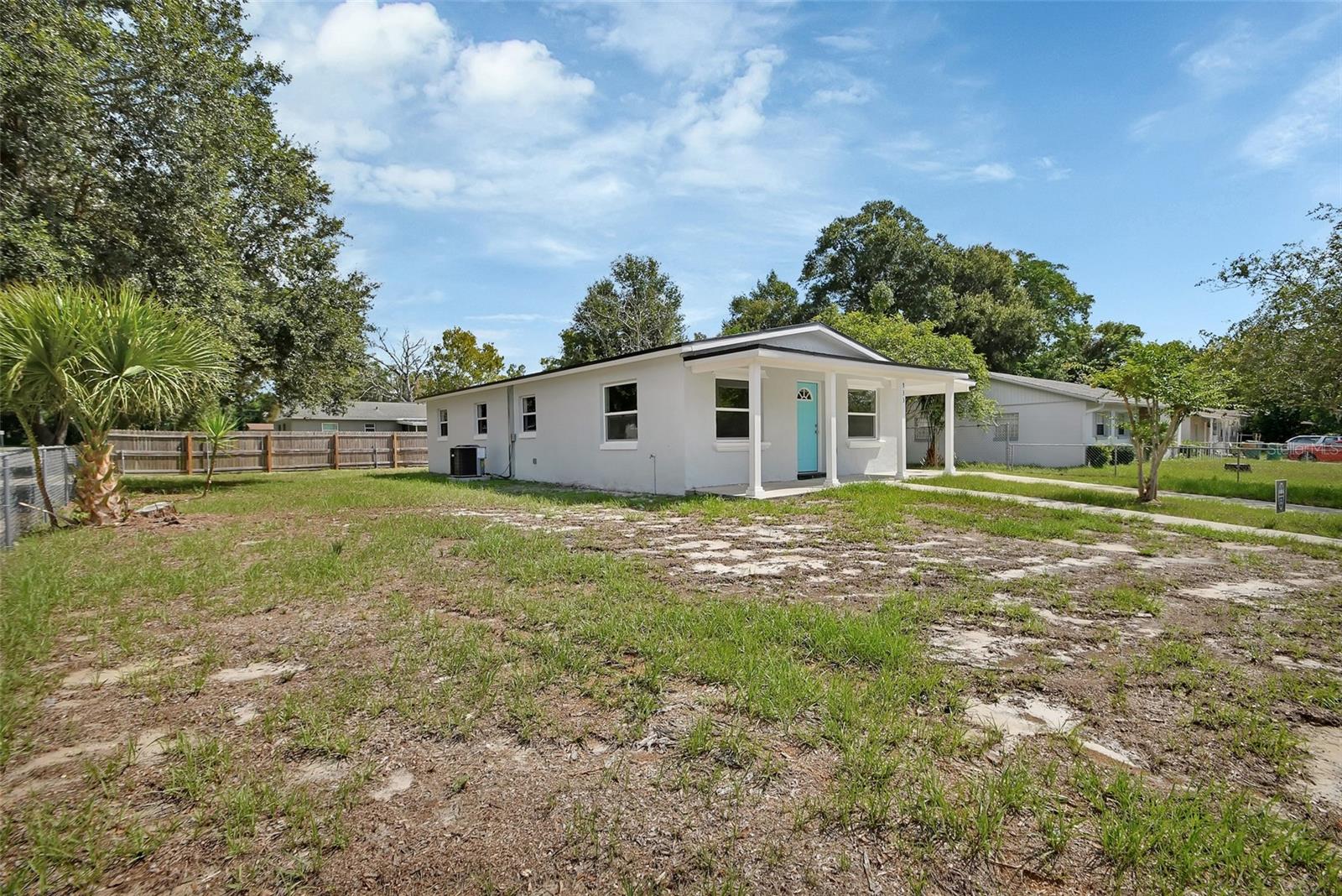 CANDLELIGHT OAKS - Residential