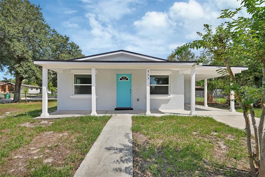 Beautiful Fully remodeled 4 bedroom 2 bath home on  a corner lot! Turn Key and ready for you to come bring your furniture and bags.  Lots of room for the little ones and furry friends to run around.  Kitchen has ample counter top and cabinet space with granite counter tops.  Light and bright with a great layout for the family. Laminate flooring throughout Close to shopping, restaurants and medical facilities.  Only a 10 drive to the famous down town Deland area and only a 35 min drive to our Beautiful Beaches and only a 45 min drive to Orlando.  Don't hesitate, call us today for your private showing.