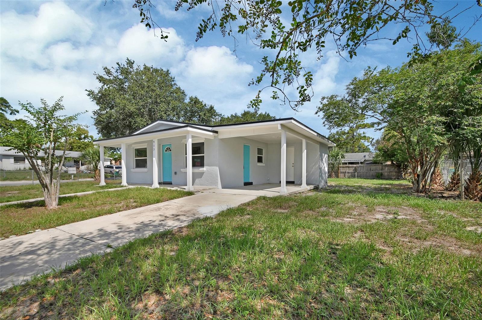 CANDLELIGHT OAKS - Residential