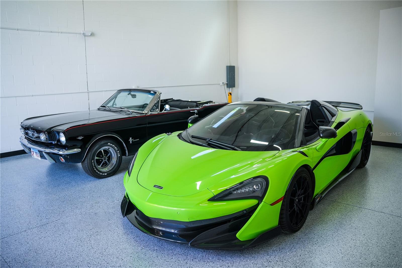 MOTOCAVE A NON-RESIDENTIAL CONDO - Commercial Sale