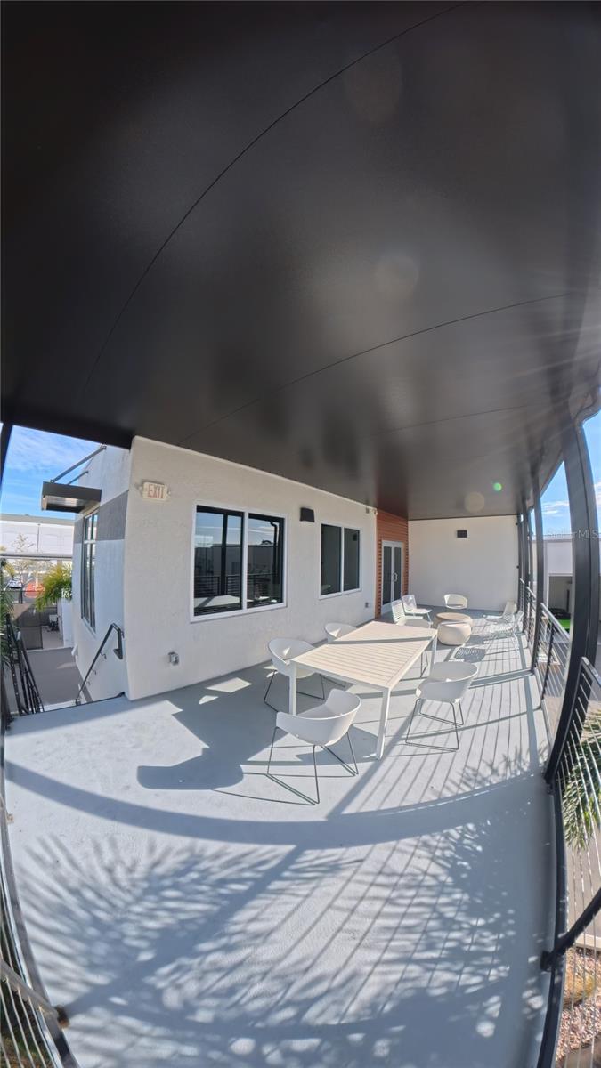 MOTOCAVE A NON-RESIDENTIAL CONDO - Commercial Sale