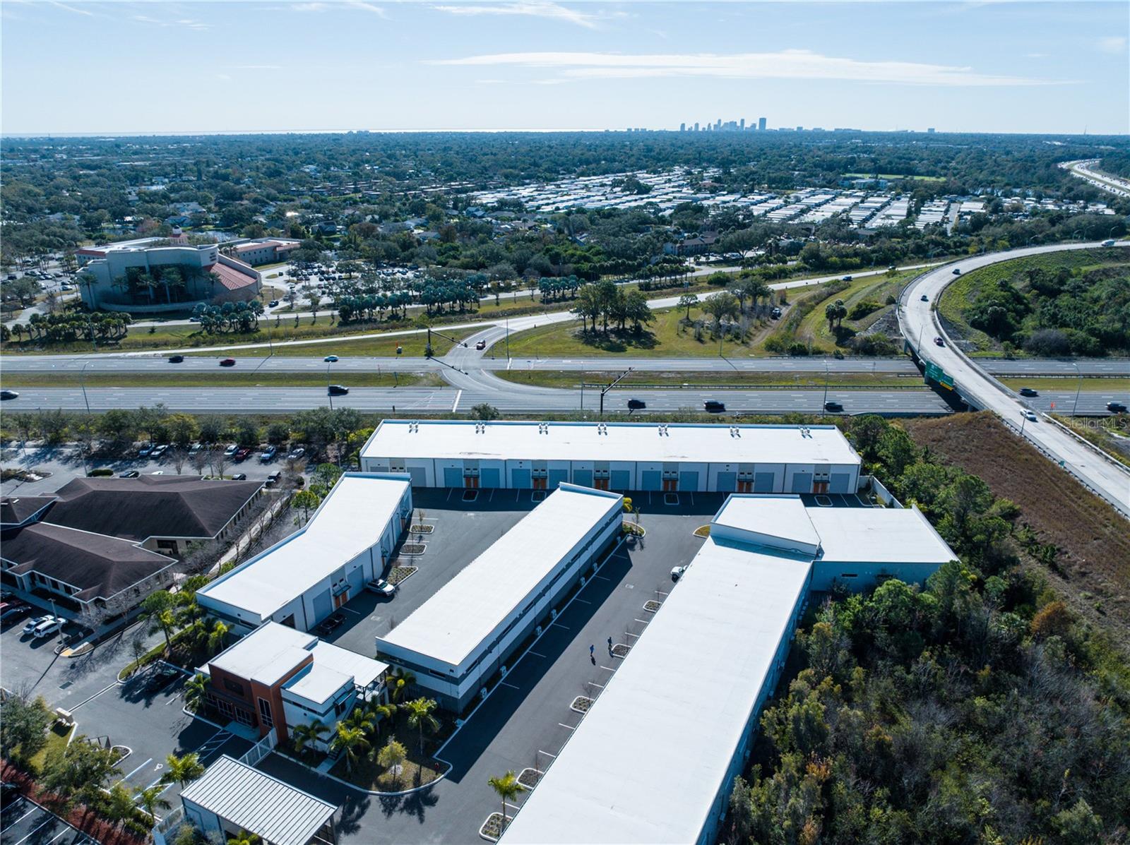 MOTOCAVE A NON-RESIDENTIAL CONDO - Commercial Sale